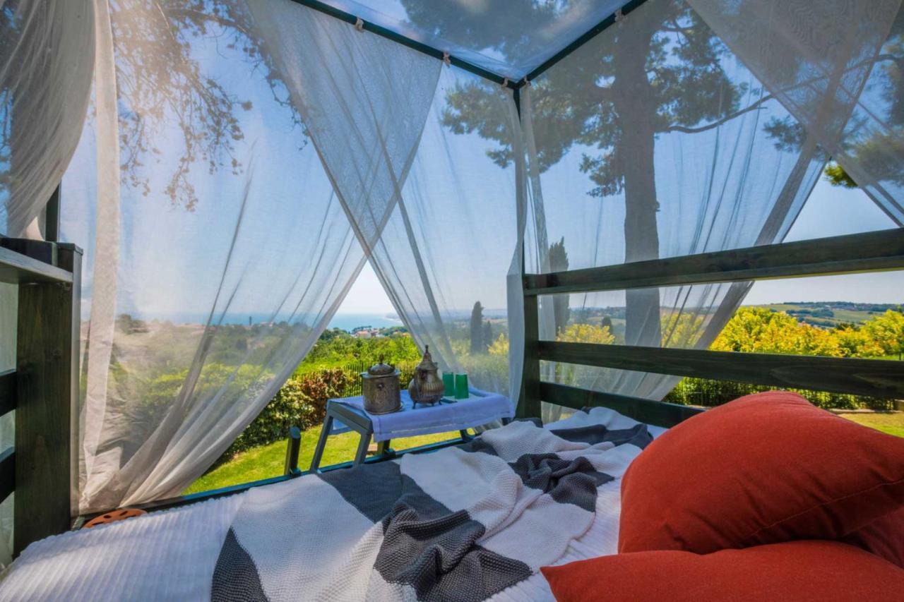 Tra Gli Alberi E Il Mare Bed and Breakfast Sirolo Exteriör bild