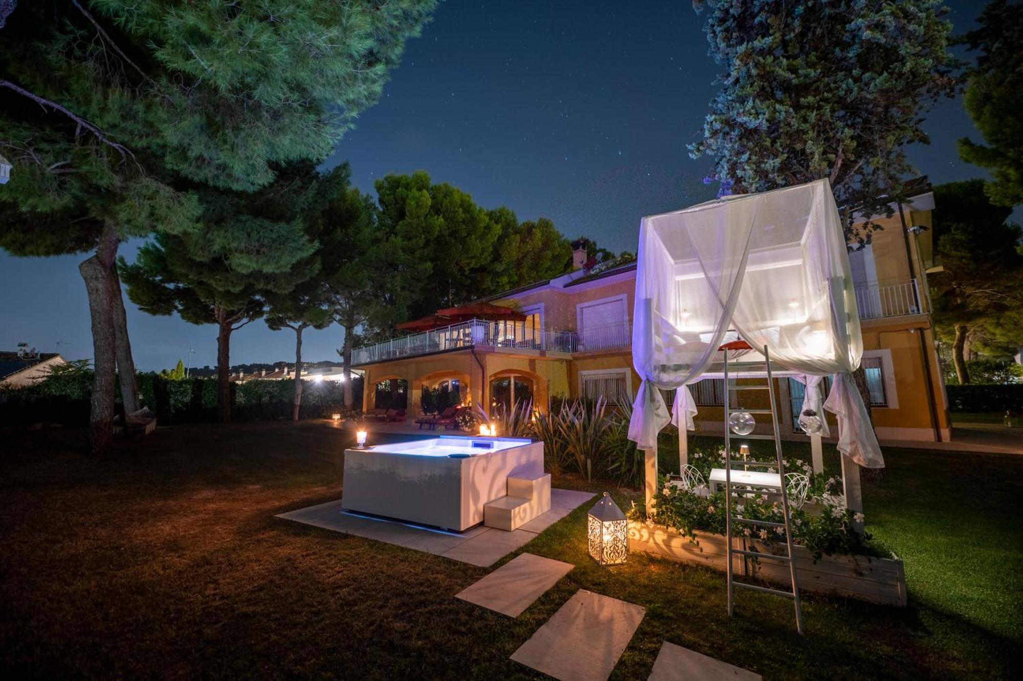 Tra Gli Alberi E Il Mare Bed and Breakfast Sirolo Exteriör bild