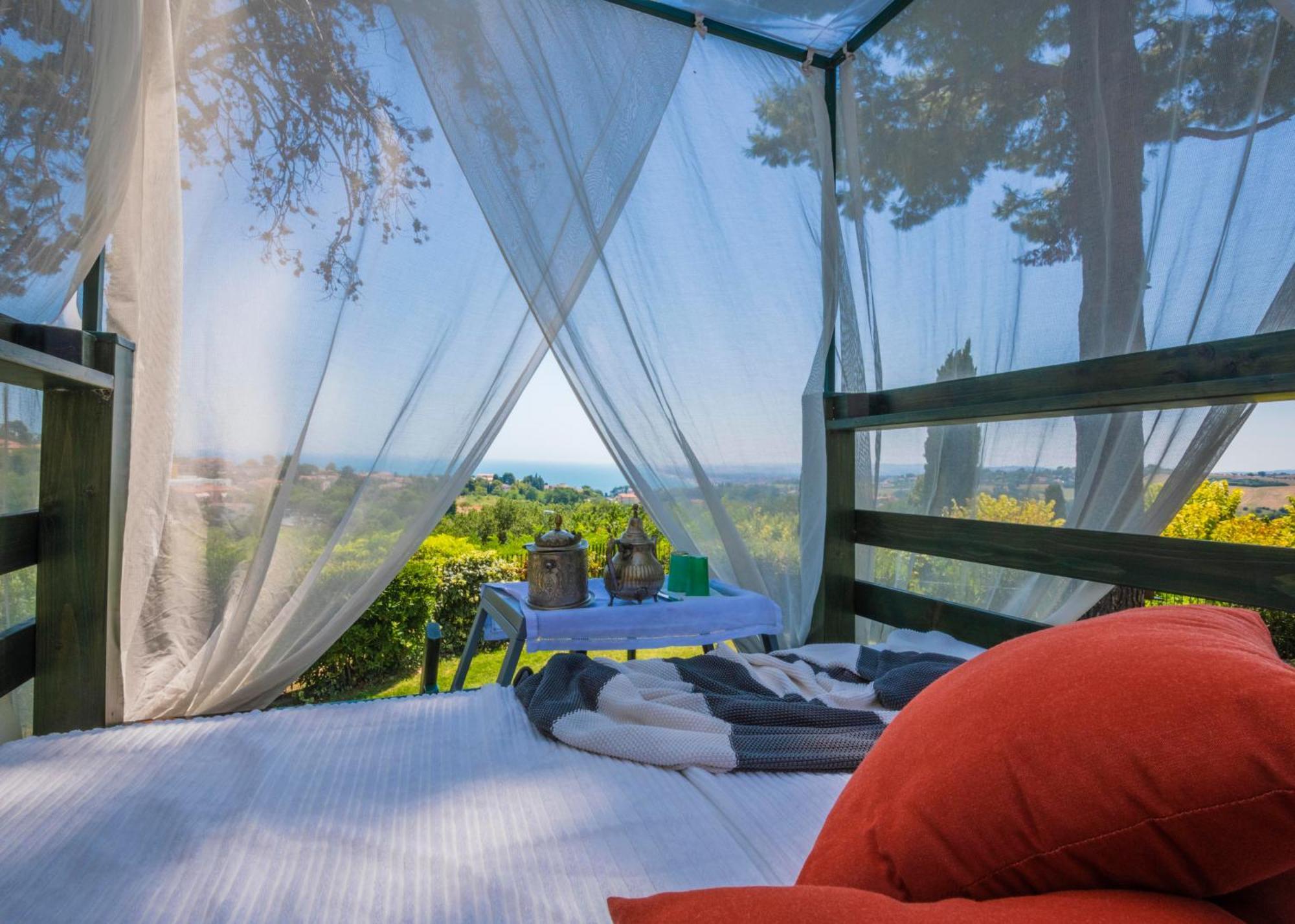 Tra Gli Alberi E Il Mare Bed and Breakfast Sirolo Exteriör bild