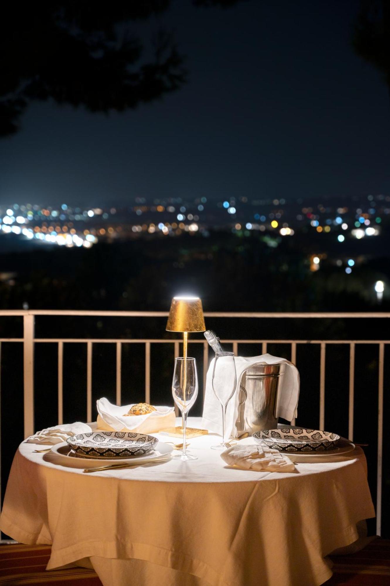 Tra Gli Alberi E Il Mare Bed and Breakfast Sirolo Exteriör bild