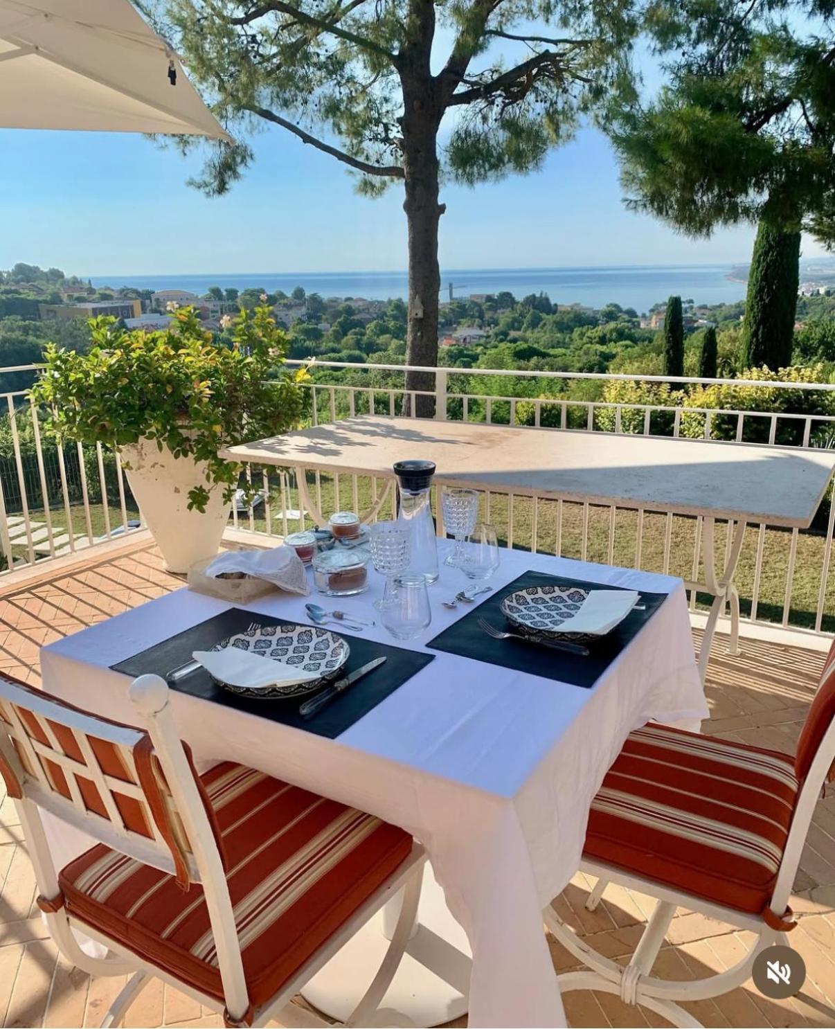 Tra Gli Alberi E Il Mare Bed and Breakfast Sirolo Exteriör bild